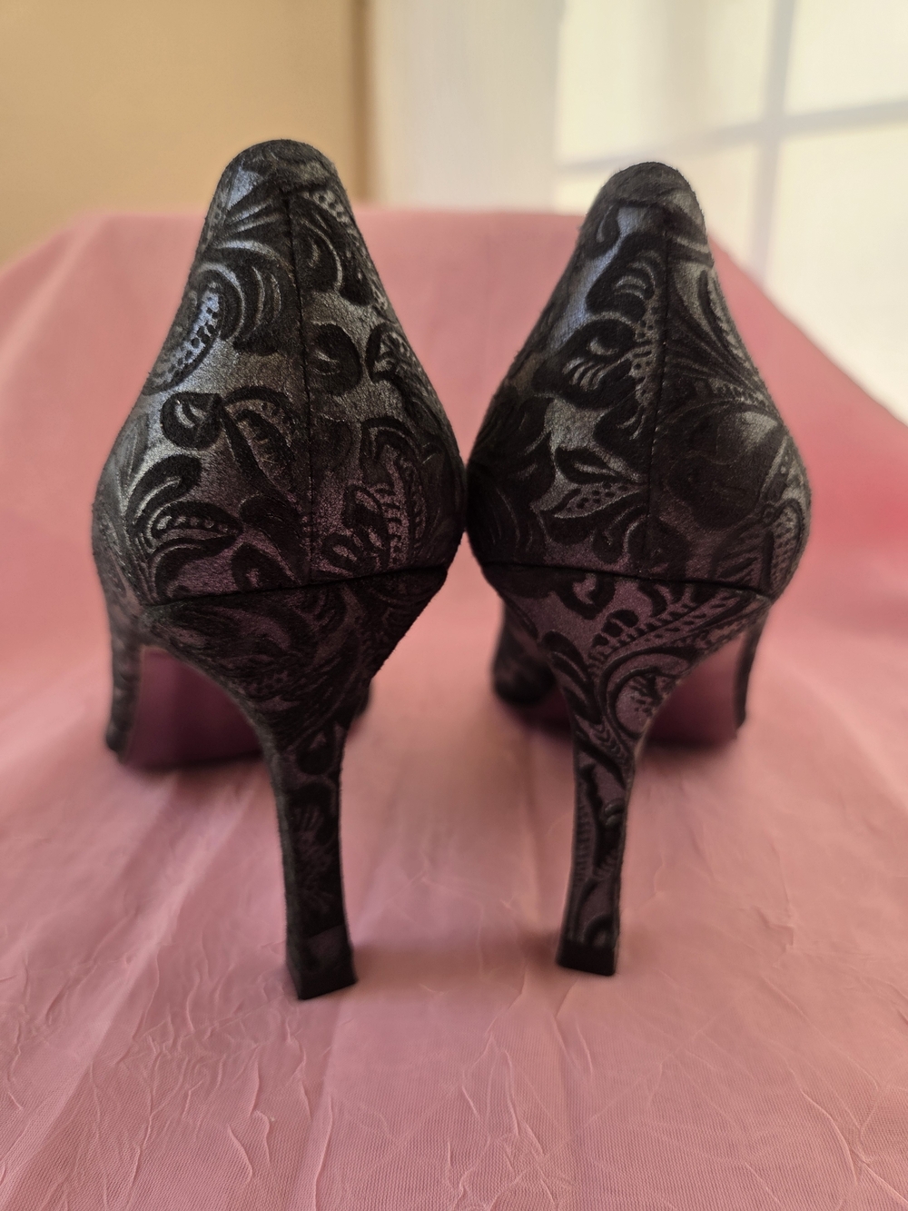 Martinez Valero Black & Grey Velvet Paisley Embossed Pumps Heels Made In Spain 9 - Picture 6 of 16